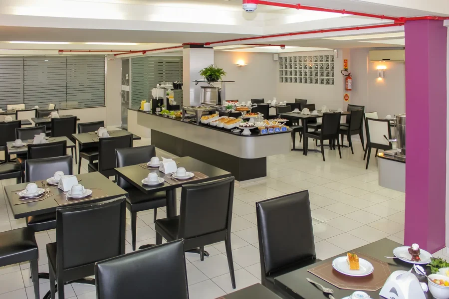 Café da Manhã - Térreo