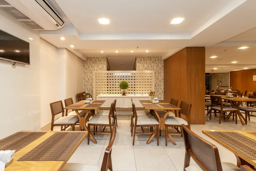 Café da Manhã - Mezanino